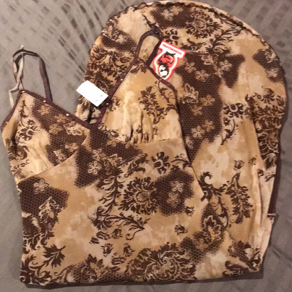 Women’s dress